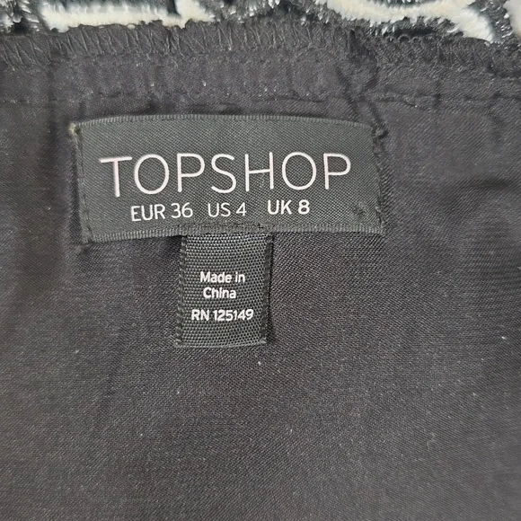 TopShow Romantic Goth Black Lace Off-Shoulder Bardot Top Sz.4 - Picture 7 of 11